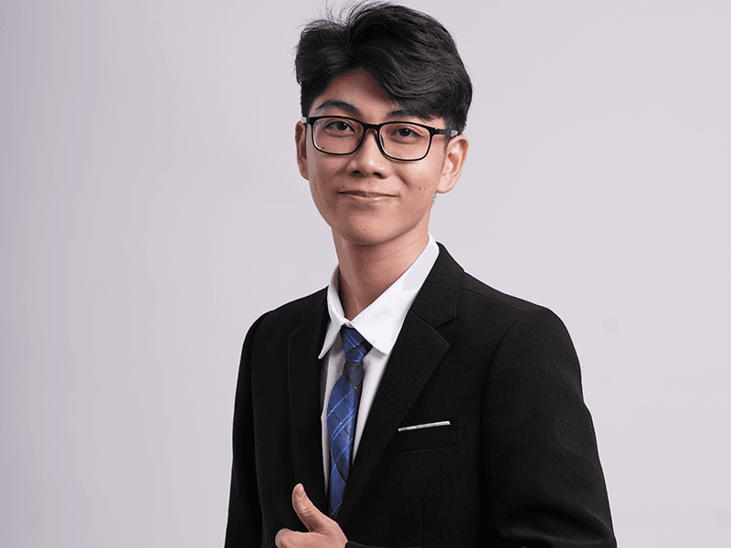  Liêng Hoàng Anh Ý 